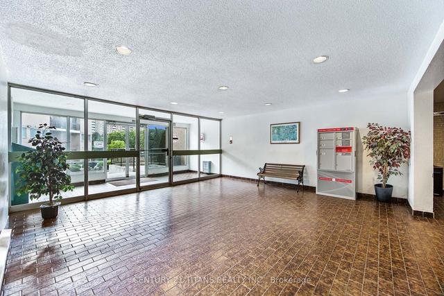 1028 - 100 Mornelle Crt, Townhouse with 2 bedrooms, 2 bathrooms and 1 parking in Toronto ON | Image 3