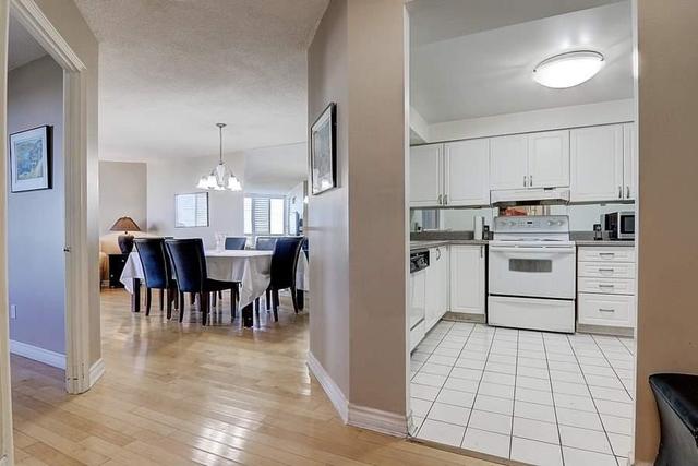 1008 - 1121 Steeles Ave W, Condo with 2 bedrooms, 2 bathrooms and 1 parking in Toronto ON | Image 5
