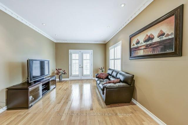 1 Humphrey Gate, House attached with 4 bedrooms, 3 bathrooms and 3 parking in Toronto ON | Image 34