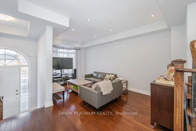 4329 Bloor St W, Townhouse with 3 bedrooms, 4 bathrooms and 3 parking in Toronto ON | Image 36