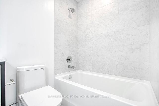 th17 - 40 Ed Clark Gdns, Townhouse with 3 bedrooms, 2 bathrooms and 1 parking in Toronto ON | Image 2