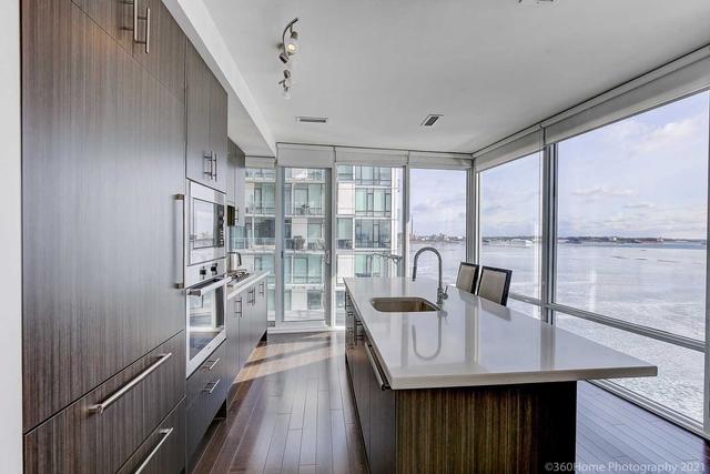 815 - 29 Queens Quay, Condo with 2 bedrooms, 3 bathrooms and 2 parking in Toronto ON | Image 8