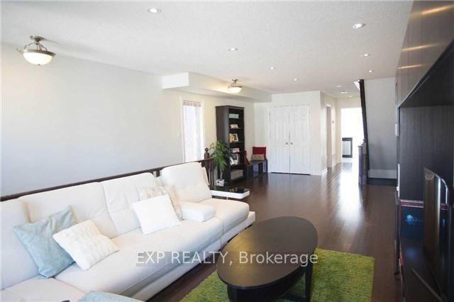 1041 Ellesmere Rd, House attached with 4 bedrooms, 4 bathrooms and 2 parking in Toronto ON | Image 12