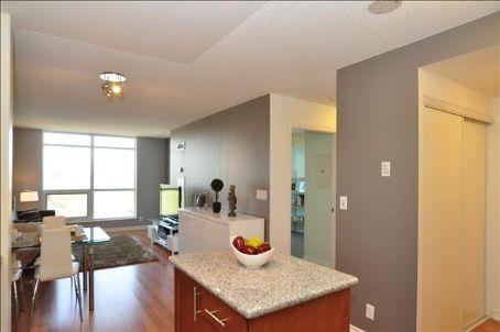 1103 - 18 Harding Blvd, Condo with 2 bedrooms, 2 bathrooms and 2 parking in Richmond Hill ON | Image 4
