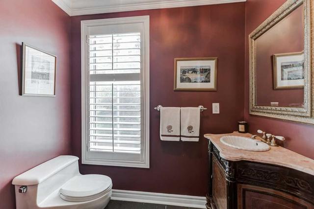 10 Cole Millway, Townhouse with 3 bedrooms, 4 bathrooms and 2 parking in Toronto ON | Image 10