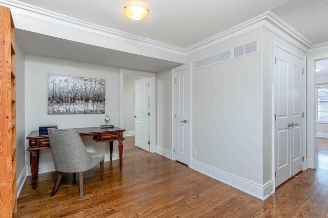 24B Corinth Gdns, House semidetached with 3 bedrooms, 4 bathrooms and 2 parking in Toronto ON | Image 12