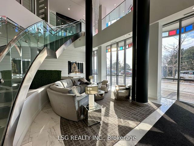 716 - 9471 Yonge St, Condo with 2 bedrooms, 2 bathrooms and 1 parking in Richmond Hill ON | Image 20