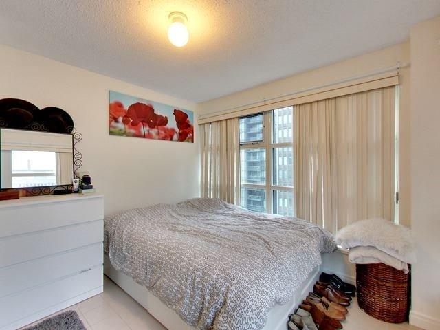 1004 - 50 Lombard St, Condo with 1 bedrooms, 1 bathrooms and null parking in Toronto ON | Image 6