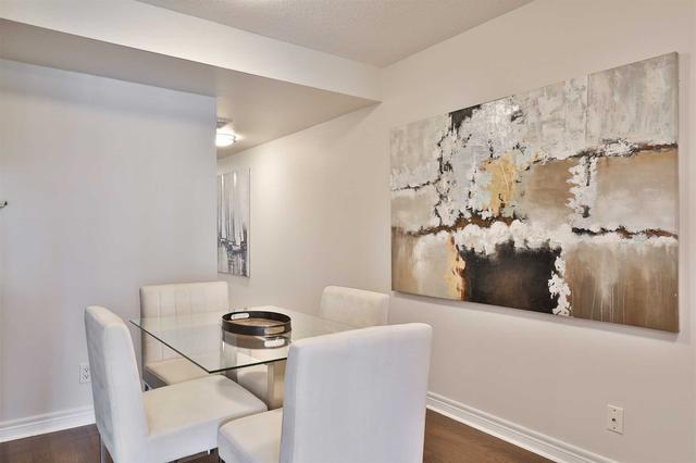 201 - 6 Brian Peck Cres, Townhouse with 2 bedrooms, 2 bathrooms and 1 parking in Toronto ON | Image 4
