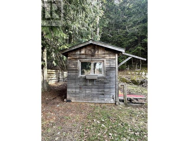 4642 Marten Drive, House detached with 3 bedrooms, 2 bathrooms and null parking in Kitimat Stikine C (Part 1) BC | Image 26