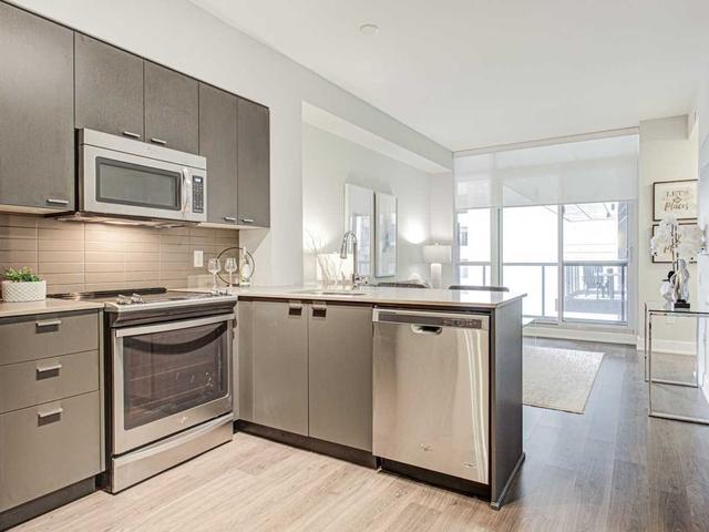 607 - 30 Roehampton Ave, Condo with 1 bedrooms, 1 bathrooms and 0 parking in Toronto ON | Image 15