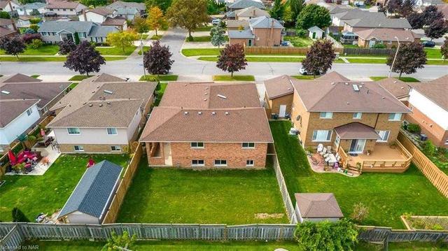3804 Cardinal Dr, House detached with 3 bedrooms, 1 bathrooms and 4 parking in Niagara Falls ON | Image 13