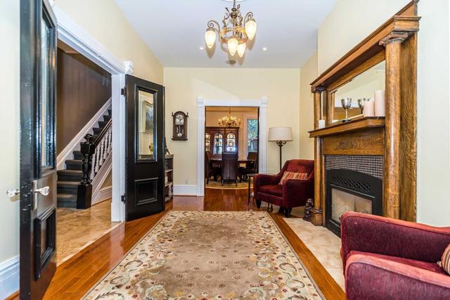 21 Laurier Ave, House attached with 3 bedrooms, 2 bathrooms and 0 parking in Toronto ON | Image 29