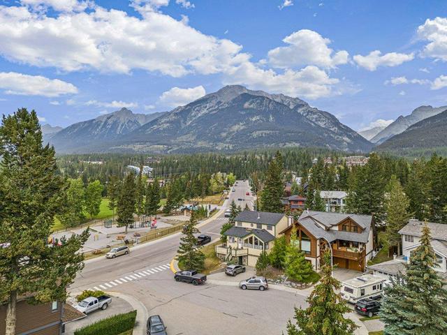 3 Cougar Court, House detached with 5 bedrooms, 3 bathrooms and 4 parking in Canmore AB | Image 39