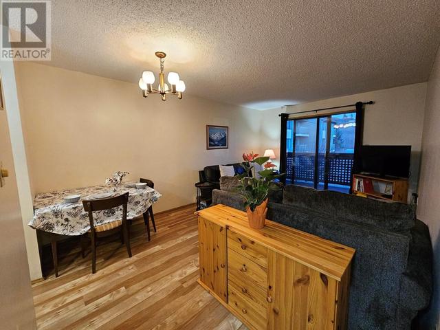 214 - 185 Chamberlain Crescent, Condo with 1 bedrooms, 1 bathrooms and null parking in Tumbler Ridge BC | Image 2