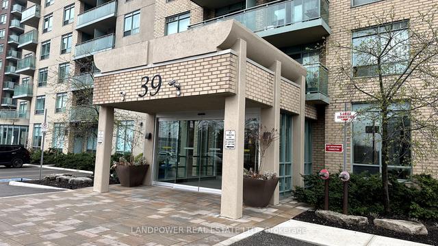 1013 - 39 Oneida Cres, Condo with 2 bedrooms, 2 bathrooms and 1 parking in Richmond Hill ON | Image 12