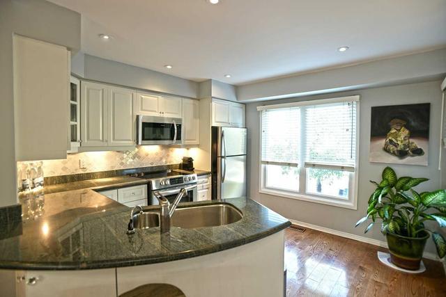 1494 Litchfield Rd, House attached with 2 bedrooms, 3 bathrooms and 4 parking in Oakville ON | Image 18