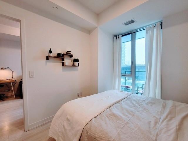 604 - 225 Sumach St, Condo with 1 bedrooms, 1 bathrooms and 0 parking in Toronto ON | Image 5