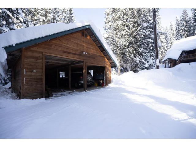6225 Porto Rico Ymir Road, House detached with 3 bedrooms, 2 bathrooms and null parking in Central Kootenay G BC | Image 94