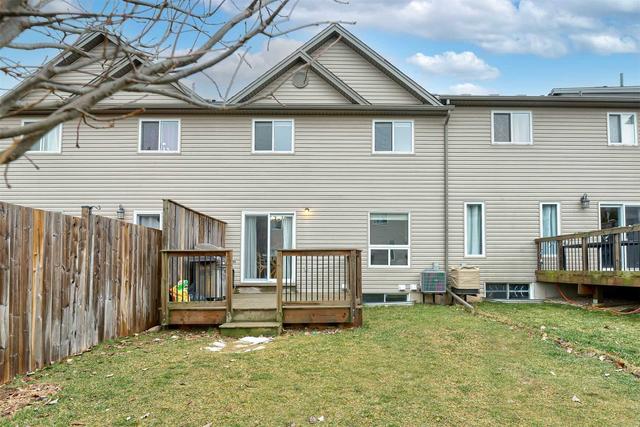 546 Wild Iris Ave, House attached with 3 bedrooms, 3 bathrooms and 2 parking in Waterloo ON | Image 25