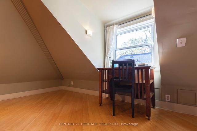 329 Locke St, House semidetached with 3 bedrooms, 1 bathrooms and 0 parking in Hamilton ON | Image 18