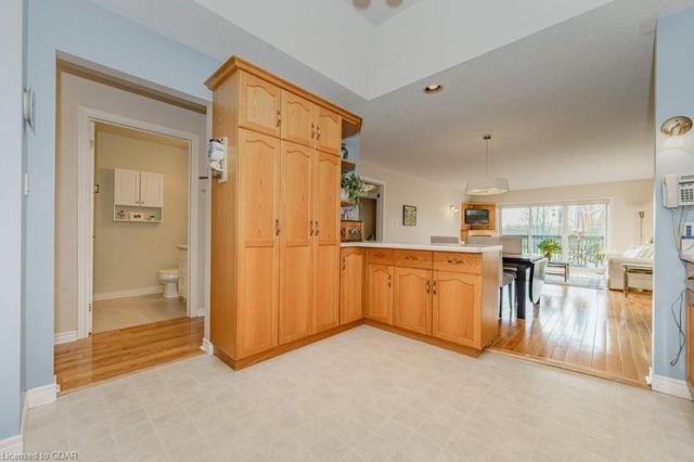 26 Honeysuckle Drive, House semidetached with 3 bedrooms, 2 bathrooms and 2 parking in Guelph ON | Image 7