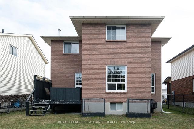 37 Sherwood Cres, House detached with 4 bedrooms, 3 bathrooms and 3.5 parking in Belleville ON | Image 18