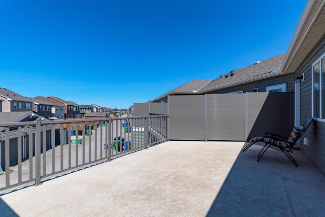 10526 Cityscape Drive Ne, Home with 3 bedrooms, 2 bathrooms and 2 parking in Calgary AB | Image 4