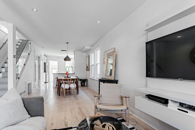 41 Barrington Ave, House semidetached with 3 bedrooms, 2 bathrooms and 0 parking in Toronto ON | Image 7