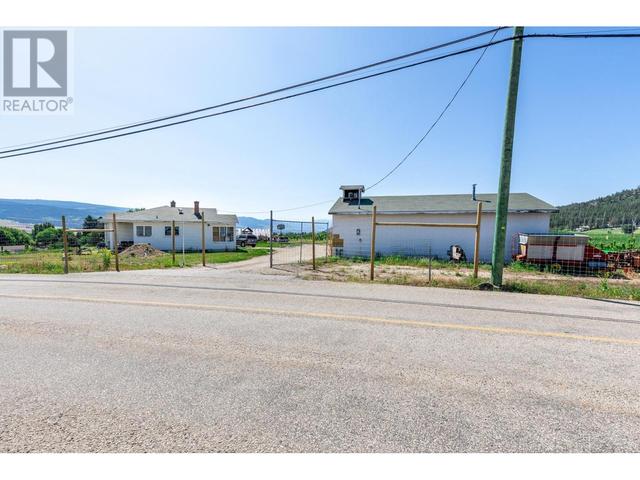 2651 Camp Road, House detached with 3 bedrooms, 2 bathrooms and null parking in Lake Country BC | Image 11