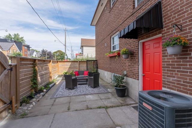 241 Pickering St, House semidetached with 6 bedrooms, 3 bathrooms and 6 parking in Toronto ON | Image 21
