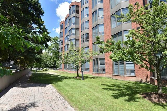 403 - 2121 Lakeshore Rd, Condo with 2 bedrooms, 2 bathrooms and 1 parking in Burlington ON | Image 29