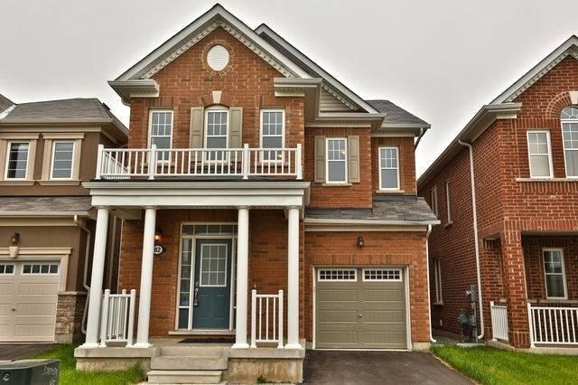 82 Stillwater Cres, House detached with 4 bedrooms, 4 bathrooms and 2 parking in Hamilton ON | Image 1