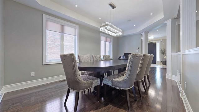 32 Wardlaw Pl, House detached with 4 bedrooms, 3 bathrooms and 4 parking in Vaughan ON | Image 35