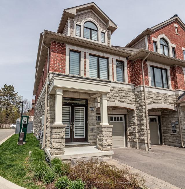 40 Hiawatha Crt, House attached with 3 bedrooms, 4 bathrooms and 2 parking in Vaughan ON | Image 12