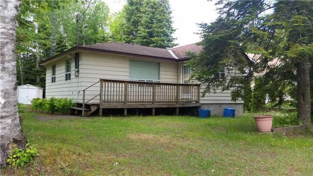 60 61st St S, House detached with 2 bedrooms, 1 bathrooms and 3 parking in Wasaga Beach ON | Image 1