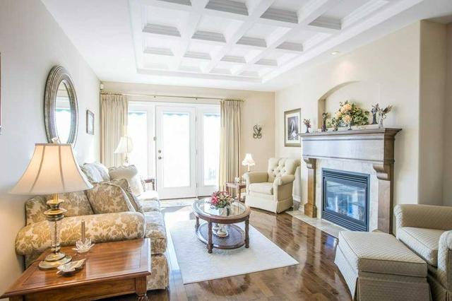 142 Village Cres, Townhouse with 1 bedrooms, 3 bathrooms and 2 parking in Peterborough ON | Image 9