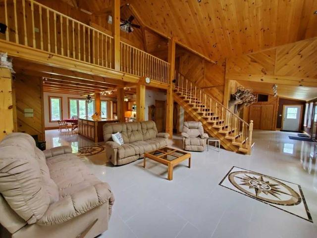 778 8th Line Rd S, House detached with 2 bedrooms, 2 bathrooms and 12 parking in Douro Dummer ON | Image 12