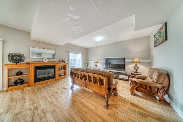 1359 South Wenige Dr, House detached with 3 bedrooms, 3 bathrooms and 4 parking in London ON | Image 10