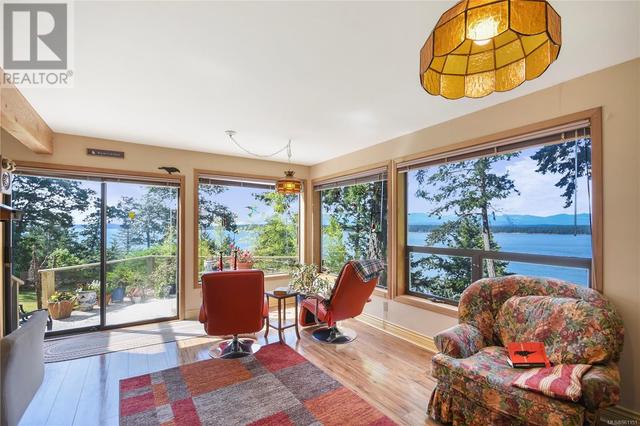 2565 Islands View Dr, House detached with 5 bedrooms, 3 bathrooms and 6 parking in Nanaimo B BC | Image 57