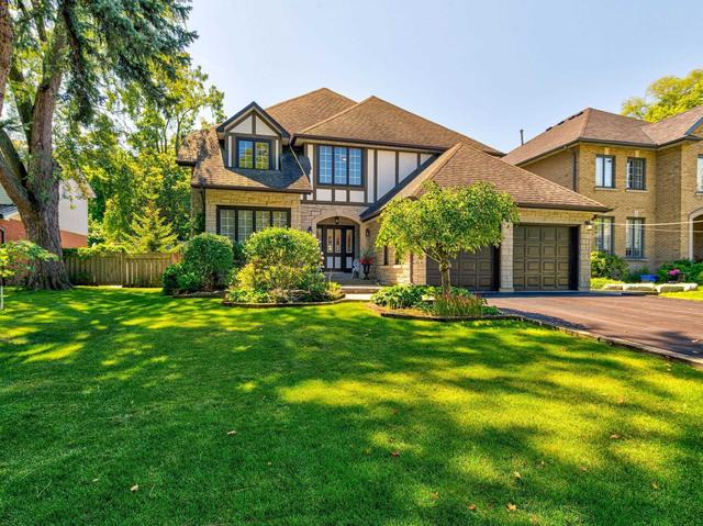 34 Maplewood Rd, House detached with 4 bedrooms, 4 bathrooms and 6 parking in Mississauga ON | Image 1
