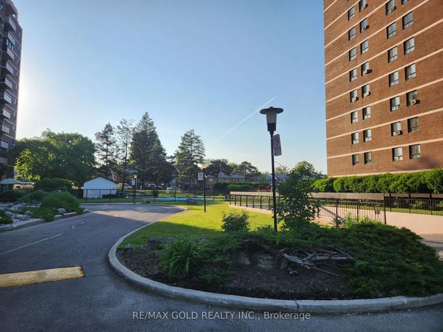 210 - 1615 Bloor St E, Condo with 2 bedrooms, 2 bathrooms and 1 parking in Mississauga ON | Image 12
