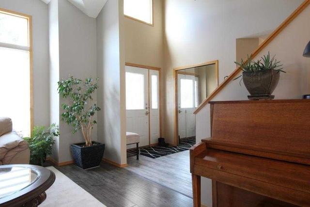 1009 2 Street Ne, House detached with 5 bedrooms, 3 bathrooms and 4 parking in Sundre AB | Image 11