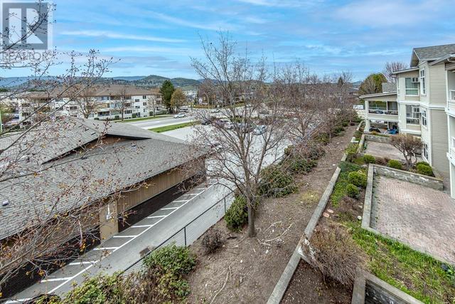 310 - 555 Houghton Road, Condo with 2 bedrooms, 2 bathrooms and 1 parking in Kelowna BC | Image 24