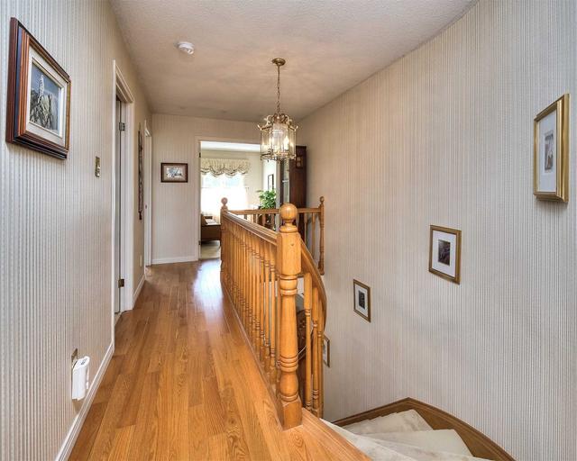315 Grand River Blvd, House detached with 5 bedrooms, 4 bathrooms and 4 parking in Kitchener ON | Image 7