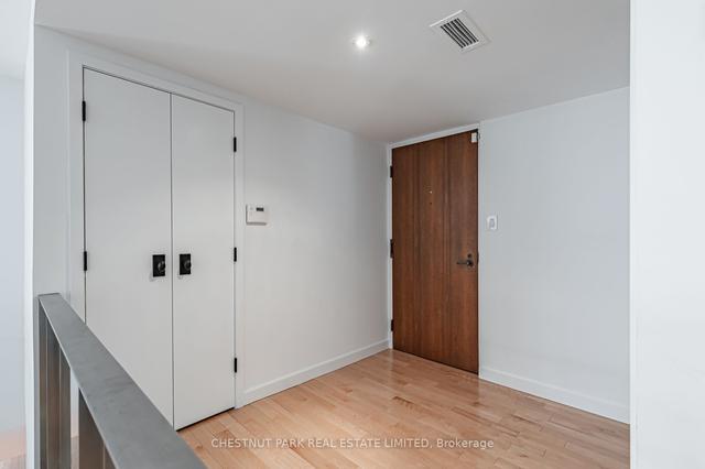 301 - 40 Oaklands Ave, Condo with 2 bedrooms, 3 bathrooms and 2 parking in Toronto ON | Image 12