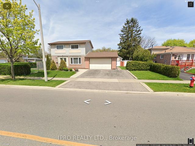 363 Vodden St E, House detached with 4 bedrooms, 2 bathrooms and 5 parking in Brampton ON | Image 12
