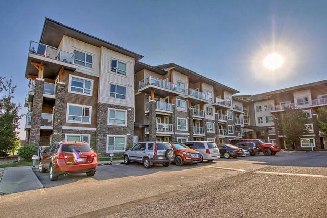 4212 - 240 Skyview Ranch Road Ne, Condo with 2 bedrooms, 2 bathrooms and 1 parking in Calgary AB | Image 2