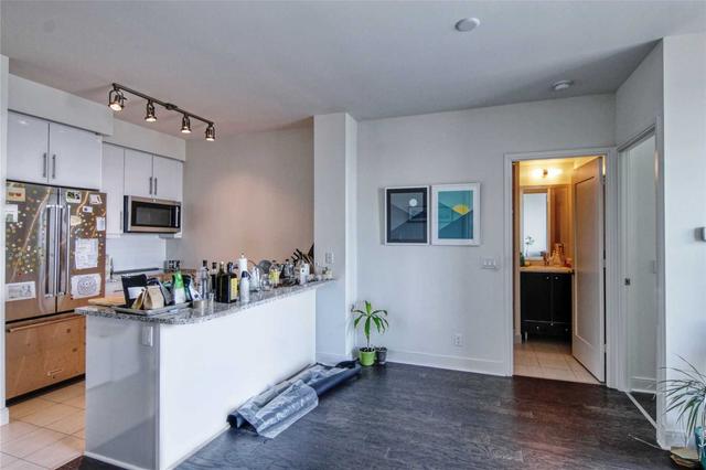 2901 - 825 Church St, Condo with 2 bedrooms, 2 bathrooms and 0 parking in Toronto ON | Image 14