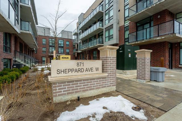 37 - 871 Sheppard Ave W, Townhouse with 2 bedrooms, 3 bathrooms and 1 parking in Toronto ON | Image 1